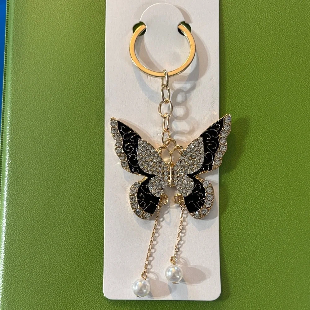 Butterfly Keychain with Rhinestones and Pearls - Picture 1 of 2